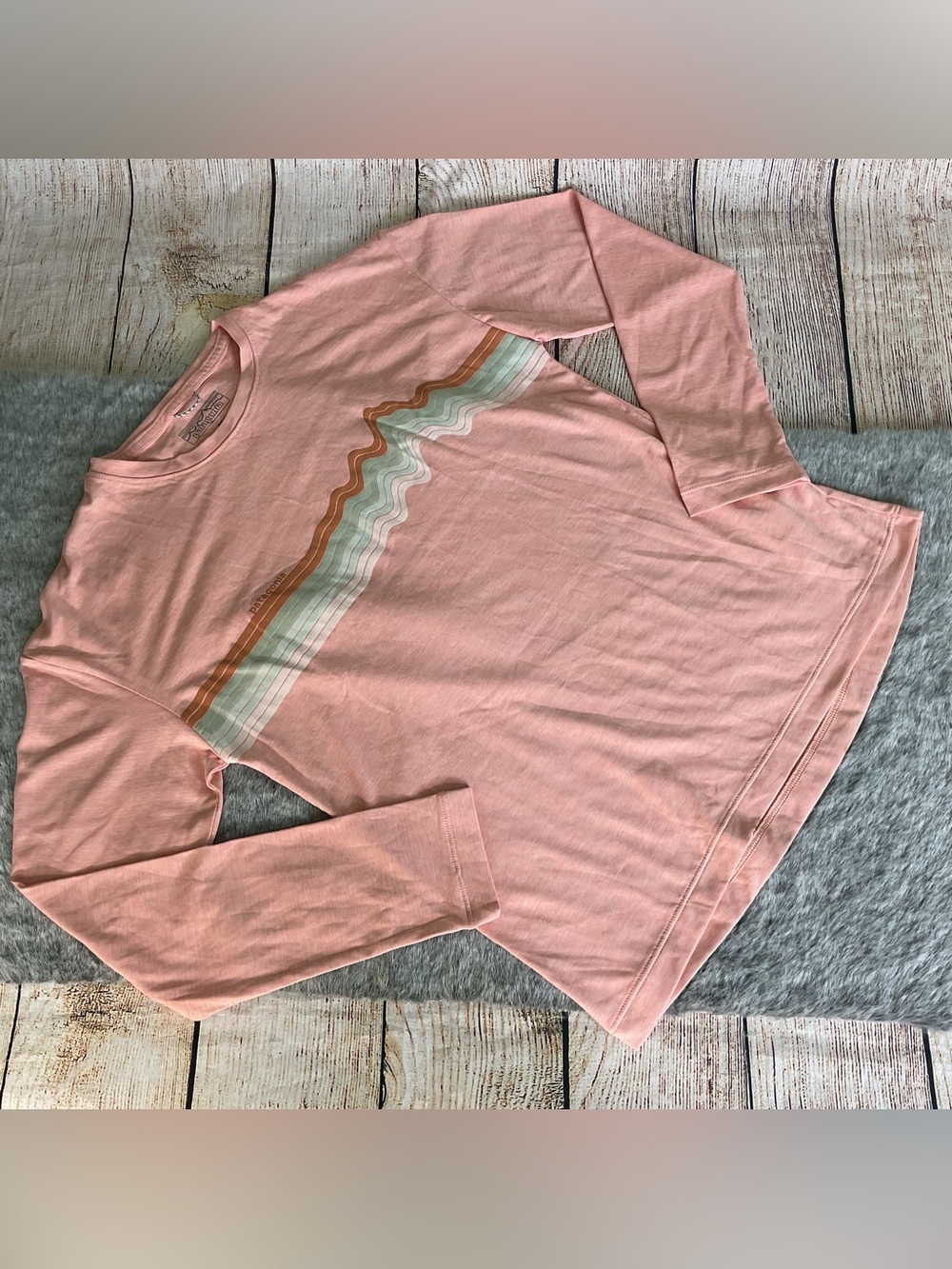 Patagonia Kids Long Sleeve Top Size 12/L